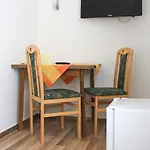 招待所 Zur Deutschen Eiche - Fruehstueckspension Und