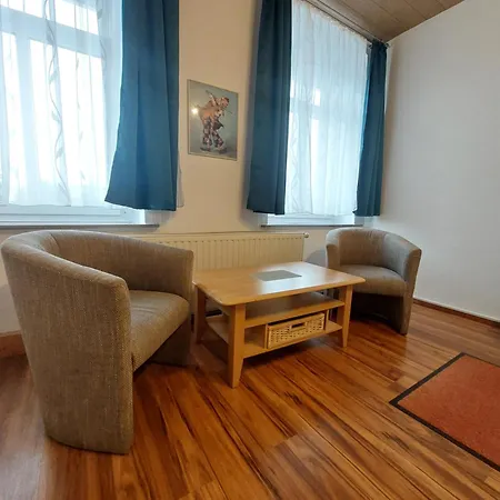 Gasthof Zur Deutschen Eiche - Fruehstueckspension Und Großschönau