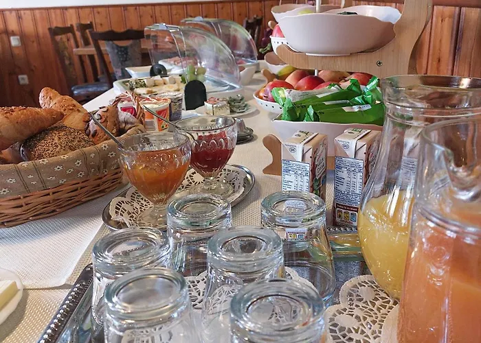 Zur Deutschen Eiche - Fruehstueckspension Und بيت ضيافة