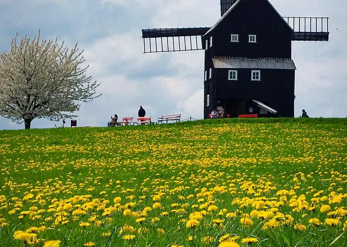 Zur Deutschen Eiche - Fruehstueckspension Und بيت ضيافة غروسشوناو